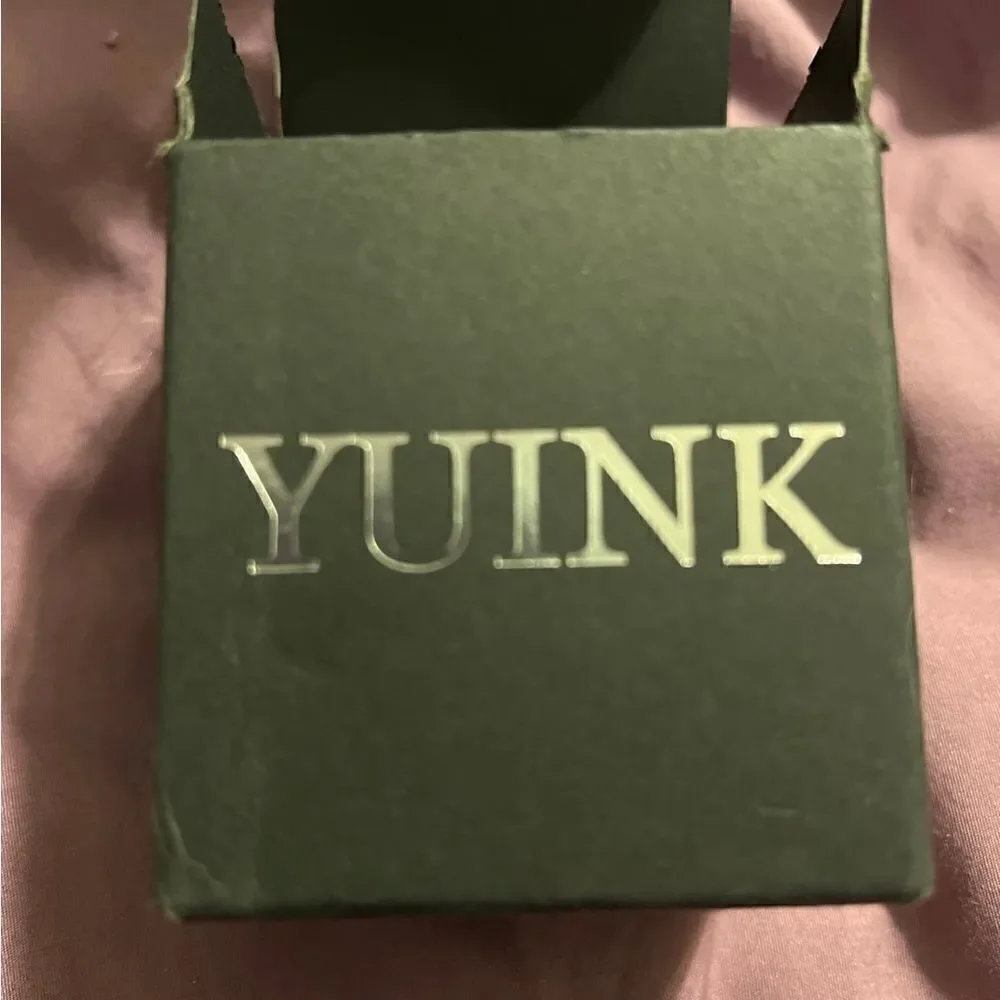 New Yuink Men’s Black Thin Watch